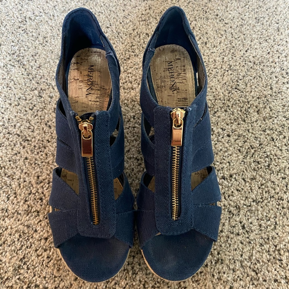 Navy Blue 9.5W Target Wedges